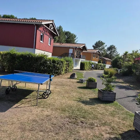 Apartamento T3 Dans Un Village 3etoiles Parentis-en-Born